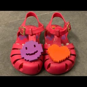 Mini Melissa sandal emoji size 8T